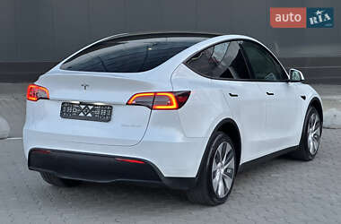 Позашляховик / Кросовер Tesla Model Y 2023 в 