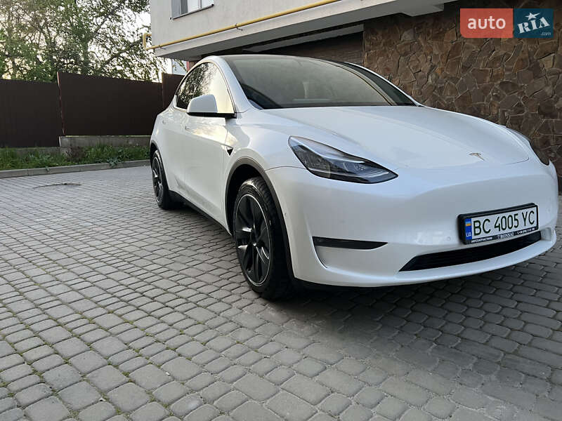 Внедорожник / Кроссовер Tesla Model Y 2020 в 