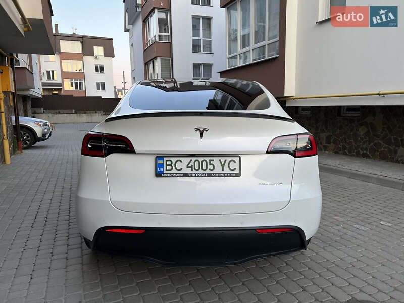 Внедорожник / Кроссовер Tesla Model Y 2020 в Львове