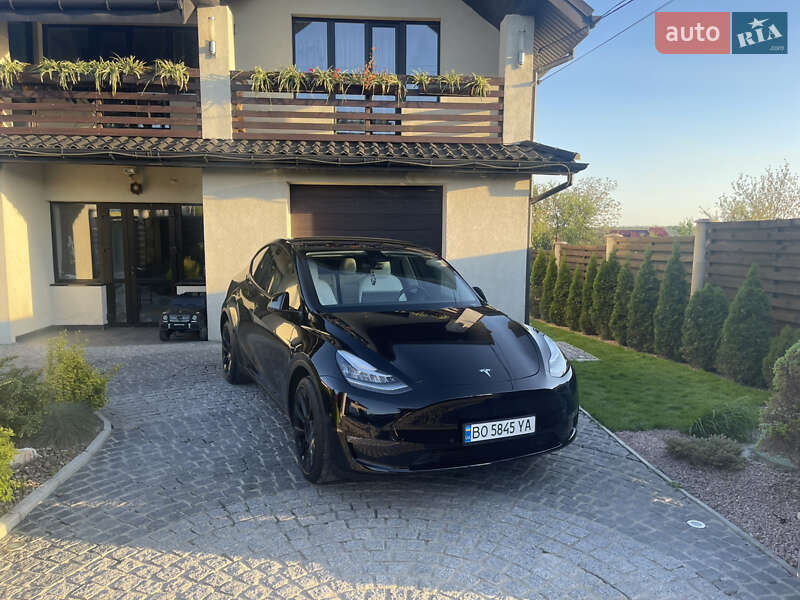 Позашляховик / Кросовер Tesla Model Y 2022 в Тернополі