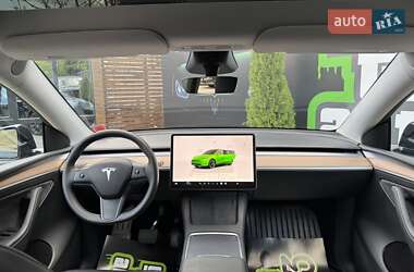 Внедорожник / Кроссовер Tesla Model Y 2023 в 