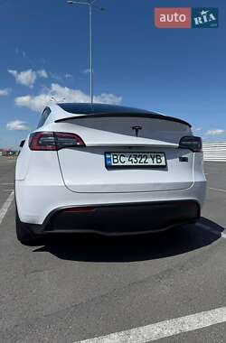 Внедорожник / Кроссовер Tesla Model Y 2022 в 