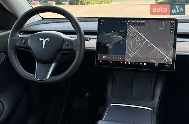 Внедорожник / Кроссовер Tesla Model Y 2021 в 