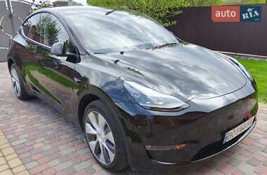 Внедорожник / Кроссовер Tesla Model Y 2024 в 
