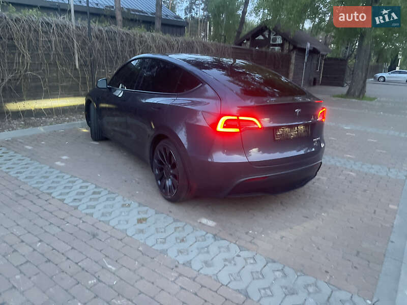 Позашляховик / Кросовер Tesla Model Y 2022 в Києві