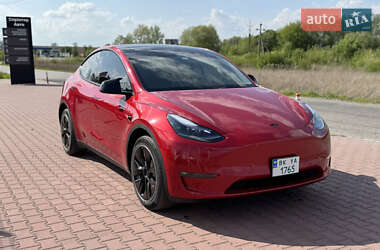 Внедорожник / Кроссовер Tesla Model Y 2022 в Ровно