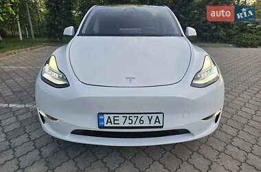 Внедорожник / Кроссовер Tesla Model Y 2023 в 