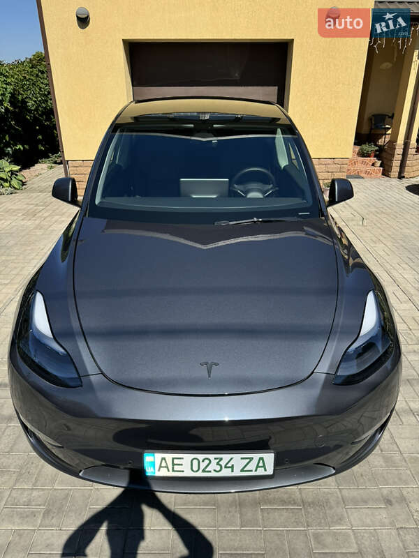 Позашляховик / Кросовер Tesla Model Y 2022 в Дніпрі
