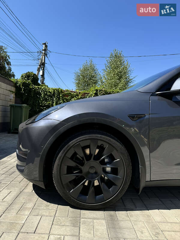 Позашляховик / Кросовер Tesla Model Y 2022 в Дніпрі