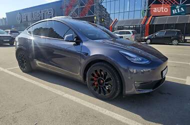 Внедорожник / Кроссовер Tesla Model Y 2021 в 