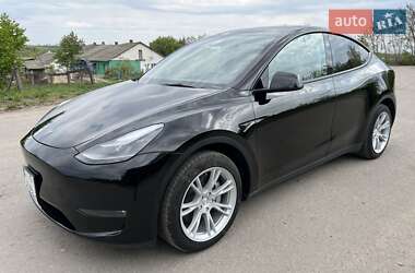 Внедорожник / Кроссовер Tesla Model Y 2023 в 