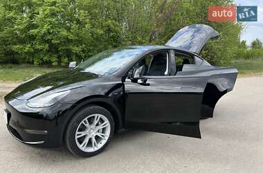 Внедорожник / Кроссовер Tesla Model Y 2023 в 