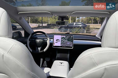 Позашляховик / Кросовер Tesla Model Y 2020 в 