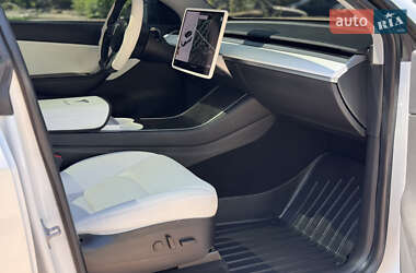 Позашляховик / Кросовер Tesla Model Y 2020 в 