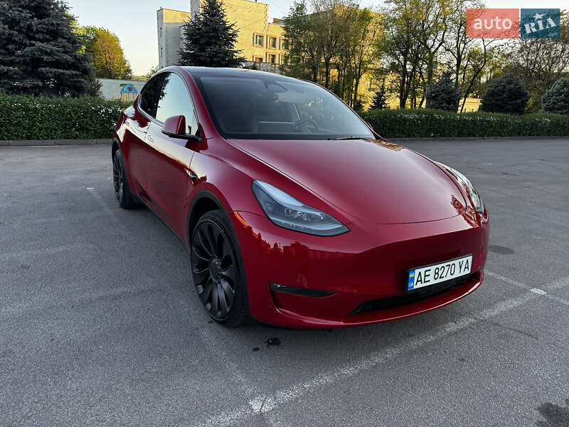 Позашляховик / Кросовер Tesla Model Y 2023 в Дніпрі фото 13 Позашляховик / Кросовер Tesla Model Y 2023 в Дніпрі