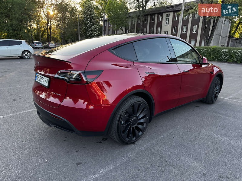 Позашляховик / Кросовер Tesla Model Y 2023 в Дніпрі фото 10 Позашляховик / Кросовер Tesla Model Y 2023 в Дніпрі