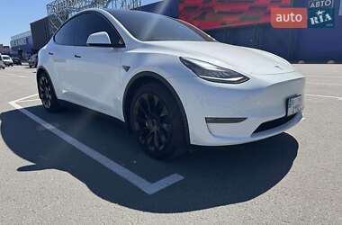 Внедорожник / Кроссовер Tesla Model Y 2021 в 