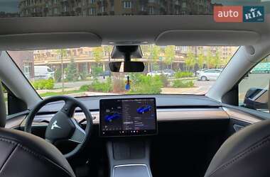 Позашляховик / Кросовер Tesla Model Y 2022 в 