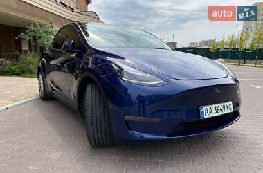 Позашляховик / Кросовер Tesla Model Y 2022 в 
