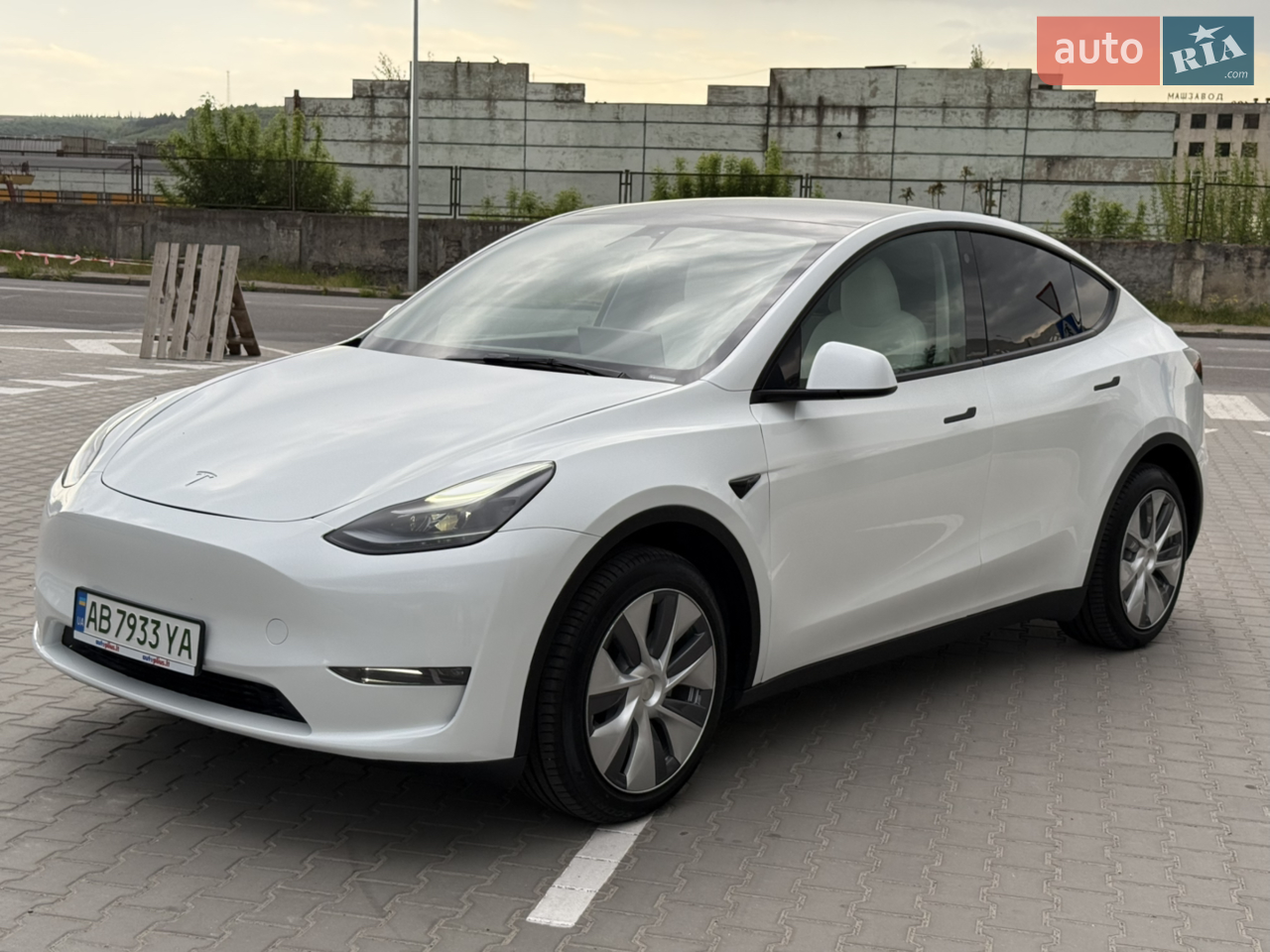 2022 Tesla Model Y - мініатюра 20