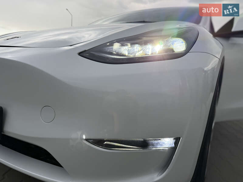 Внедорожник / Кроссовер Tesla Model Y 2023 в Виннице