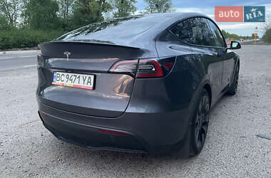 Внедорожник / Кроссовер Tesla Model Y 2022 в 