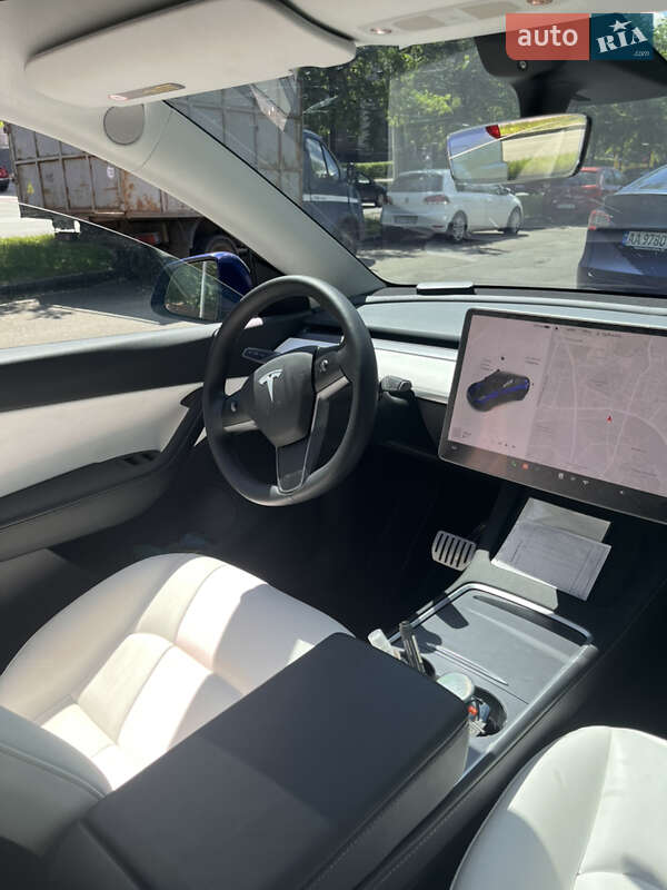 Внедорожник / Кроссовер Tesla Model Y 2022 в Киеве