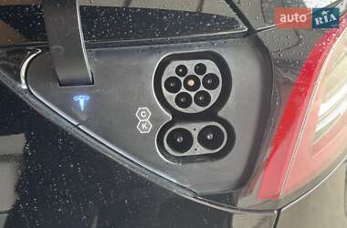 Позашляховик / Кросовер Tesla Model Y 2022 в 