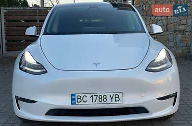 Внедорожник / Кроссовер Tesla Model Y 2021 в 