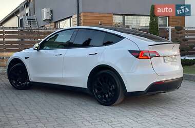 Внедорожник / Кроссовер Tesla Model Y 2021 в 