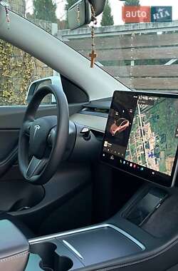 Внедорожник / Кроссовер Tesla Model Y 2021 в 