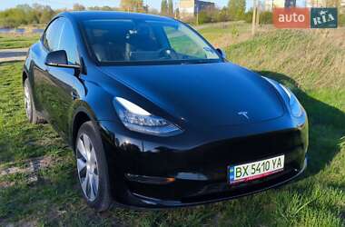 Внедорожник / Кроссовер Tesla Model Y 2023 в 