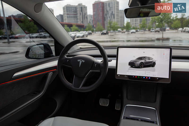 Внедорожник / Кроссовер Tesla Model Y 2022 в Киеве