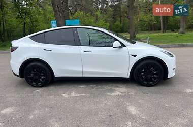 Внедорожник / Кроссовер Tesla Model Y 2022 в 