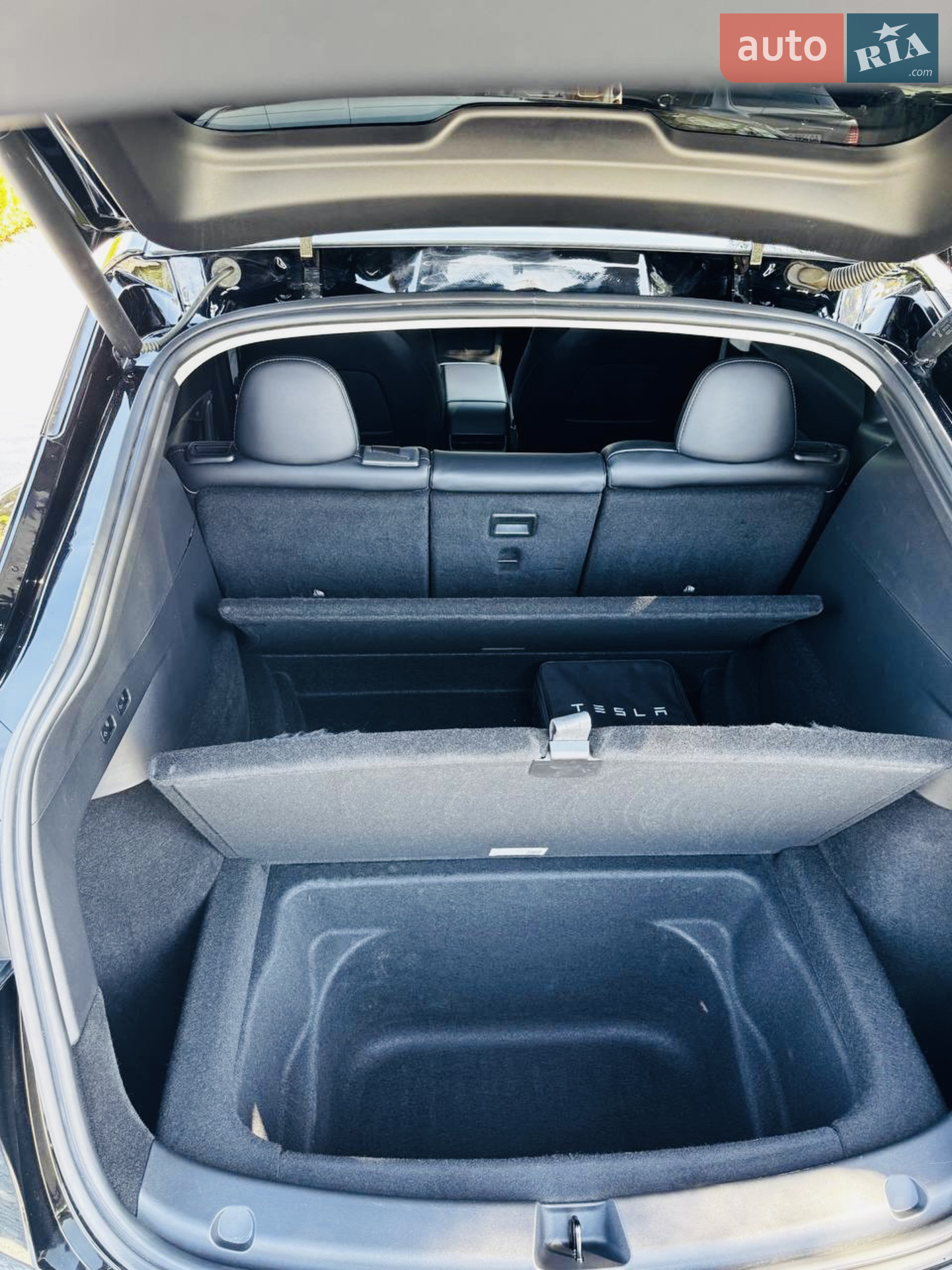 2021 Tesla Model Y - мініатюра 19