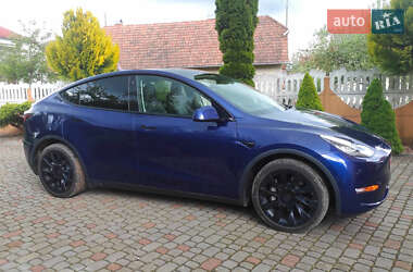 Внедорожник / Кроссовер Tesla Model Y 2021 в 
