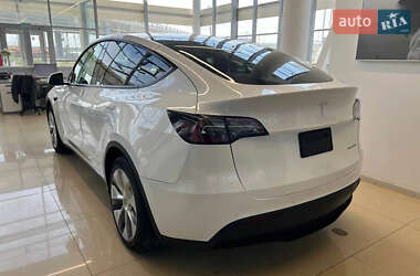 Внедорожник / Кроссовер Tesla Model Y 2021 в 