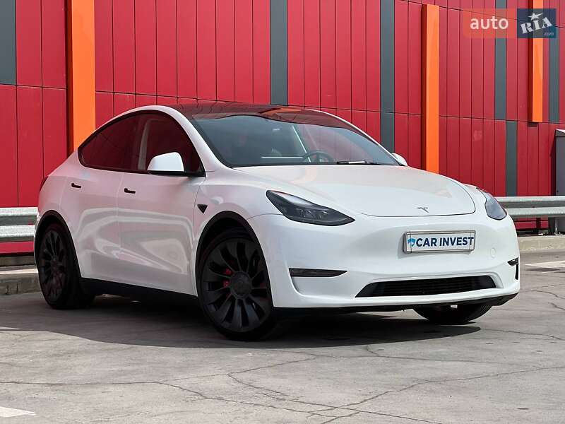 Tesla Model Y 2023