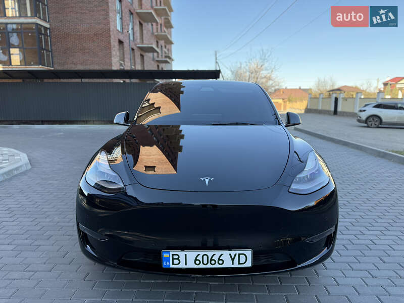 Внедорожник / Кроссовер Tesla Model Y 2021 в Полтаве