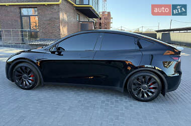 Внедорожник / Кроссовер Tesla Model Y 2021 в 