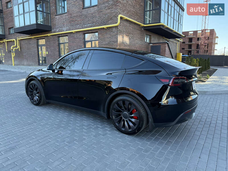 Внедорожник / Кроссовер Tesla Model Y 2021 в Полтаве