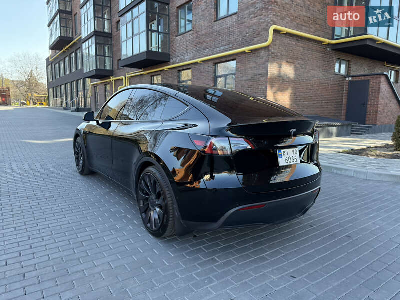 Внедорожник / Кроссовер Tesla Model Y 2021 в Полтаве