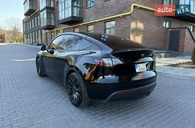 Внедорожник / Кроссовер Tesla Model Y 2021 в 