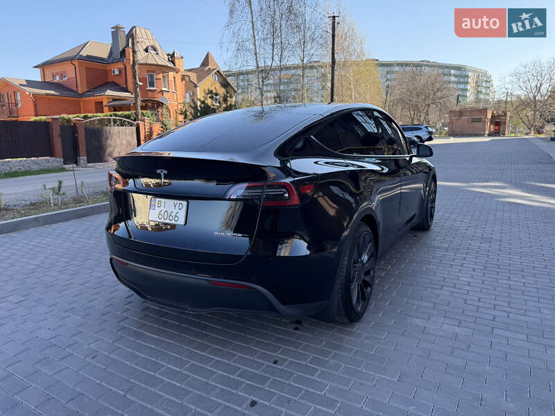 Внедорожник / Кроссовер Tesla Model Y 2021 в Полтаве