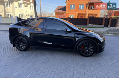 Внедорожник / Кроссовер Tesla Model Y 2021 в 