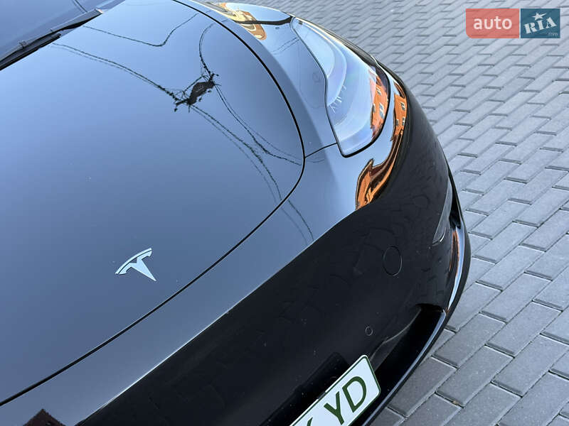 Внедорожник / Кроссовер Tesla Model Y 2021 в Полтаве