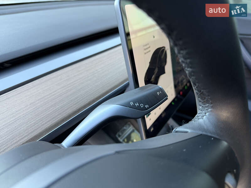 Внедорожник / Кроссовер Tesla Model Y 2021 в Полтаве