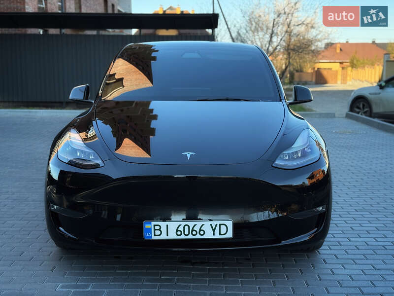 Внедорожник / Кроссовер Tesla Model Y 2021 в Полтаве