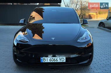 Внедорожник / Кроссовер Tesla Model Y 2021 в 