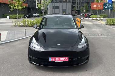Позашляховик / Кросовер Tesla Model Y 2023 в 
